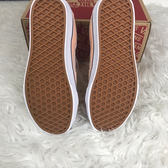 New women’s Vans sizes 6 , 6.5, 7, 8, 8.5,9 - Picture 5 of 5